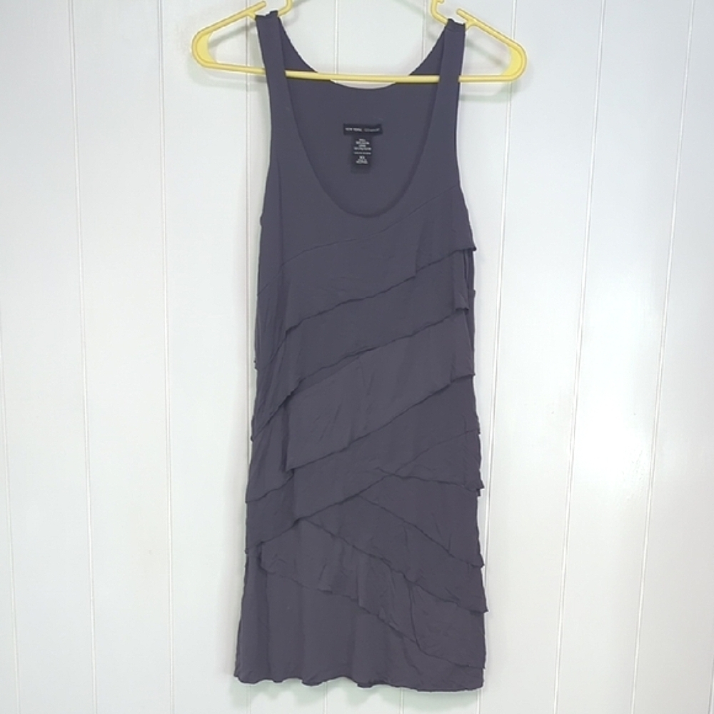 ♥️5/$25 New York & Company Gray Layered Mini Dress
